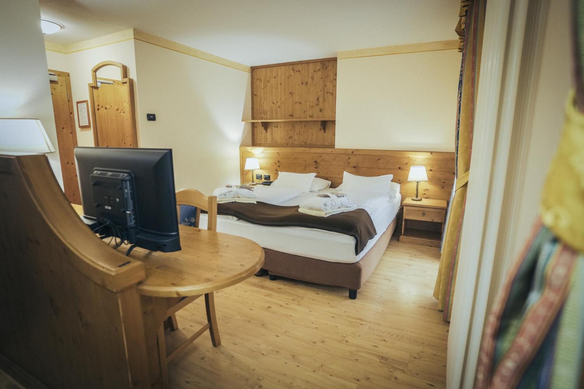 Hotel Al Parco Moena Exterior photo